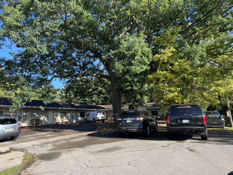 New Michigan Motel (Barnes Motel) - October 8 2023 (newer photo)